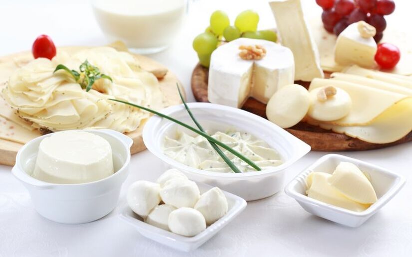 The fifth day of the 6 petal diet is devoted to the use of cottage cheese, yogurt and milk. 